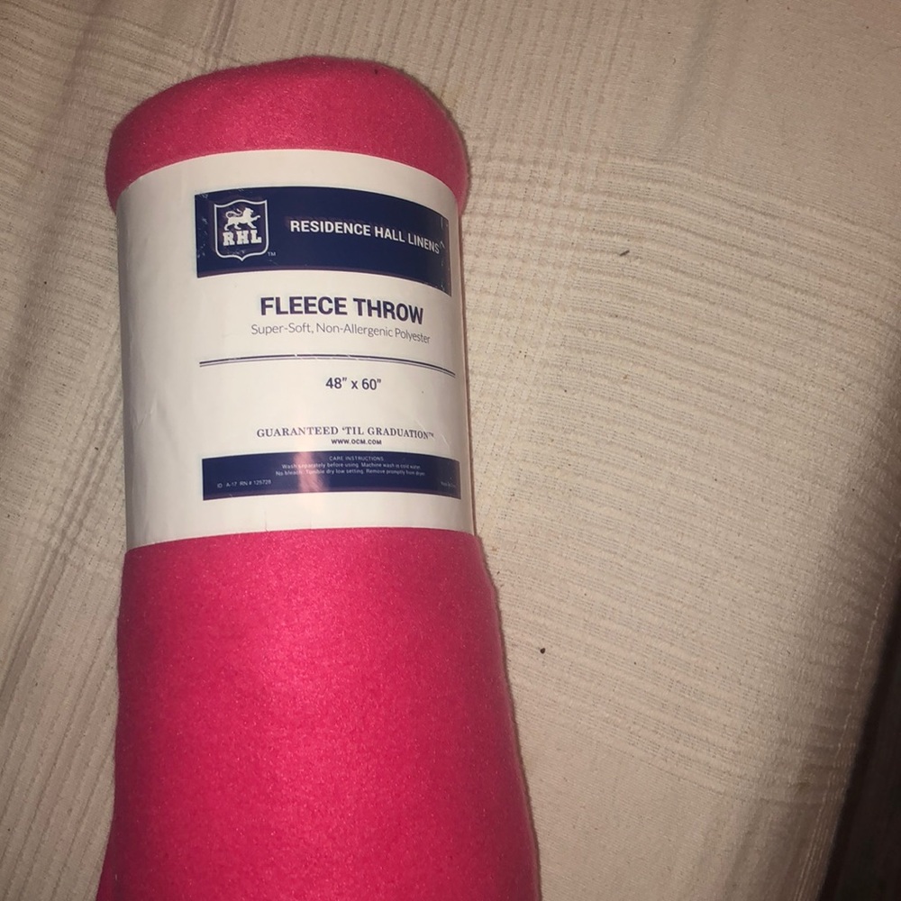 Throw blanket